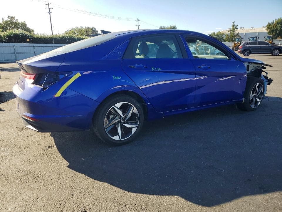 2023 HYUNDAI ELANTRA SEL 3