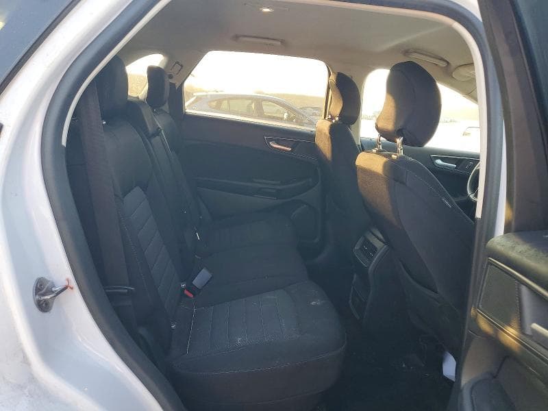 2018 FORD EDGE SE 10