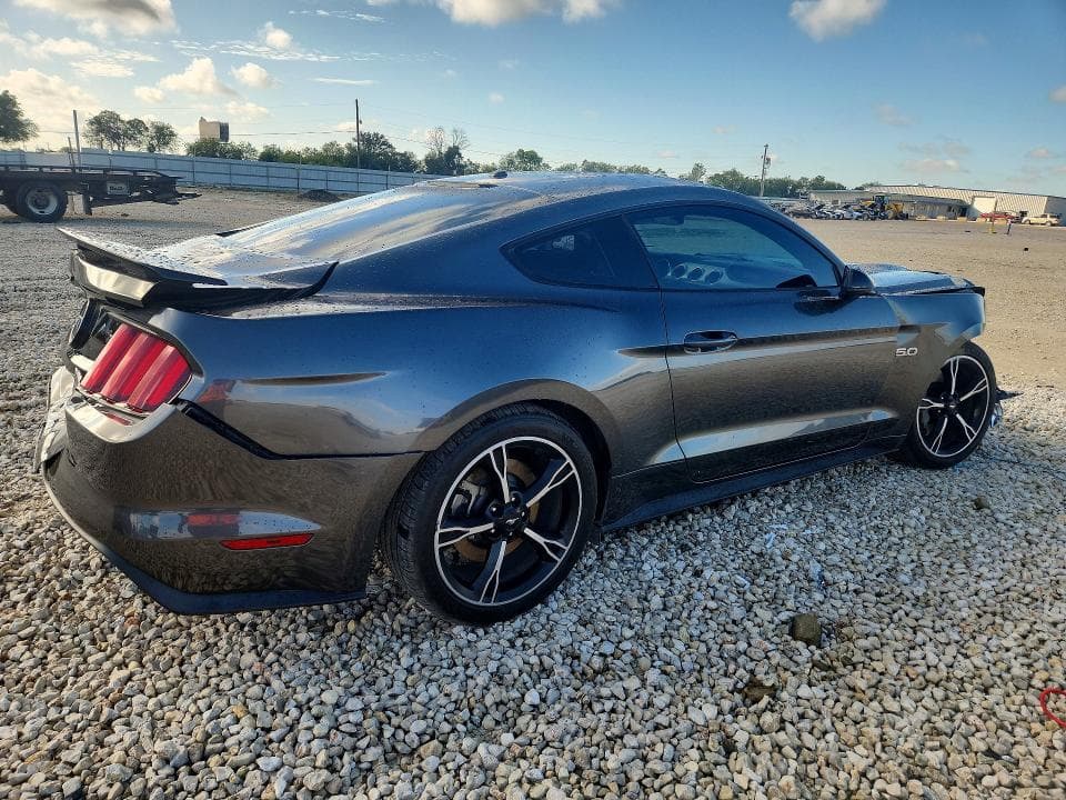 2017 FORD MUSTANG GT 3