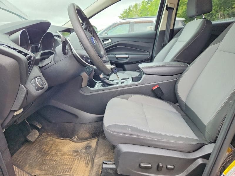 2017 FORD ESCAPE SE 7