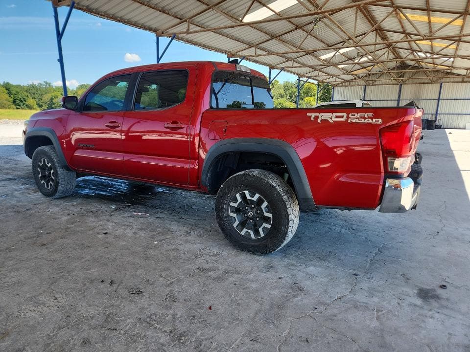 2017 TOYOTA TACOMA DOUBLE CAB 2