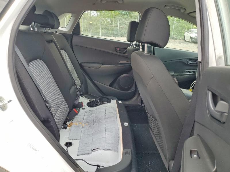2021 HYUNDAI KONA SE 11