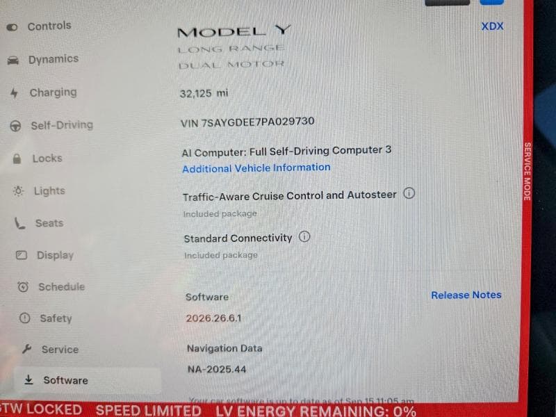 2023 TESLA MODEL Y 9