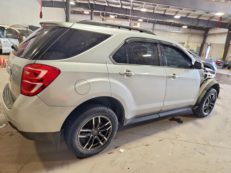 2017 CHEVROLET EQUINOX LT 3