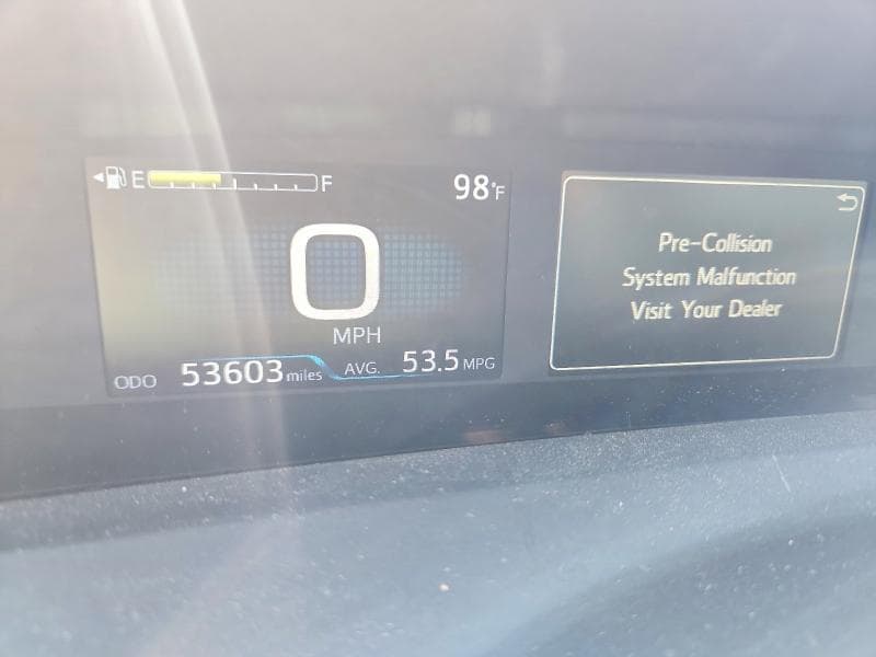 2021 TOYOTA PRIUS XLE 9