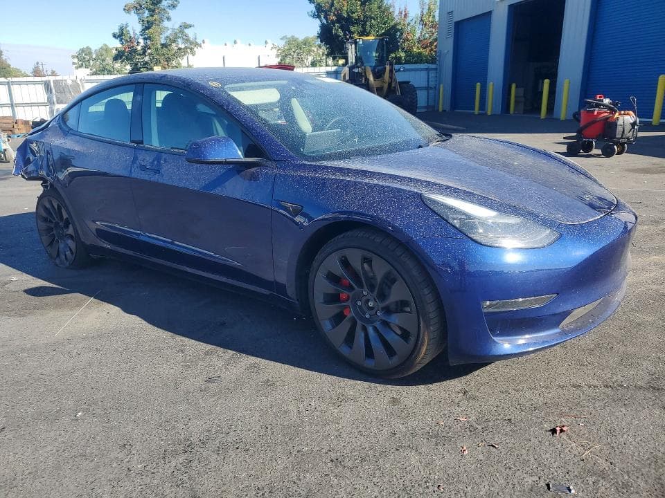2023 TESLA MODEL 3 4