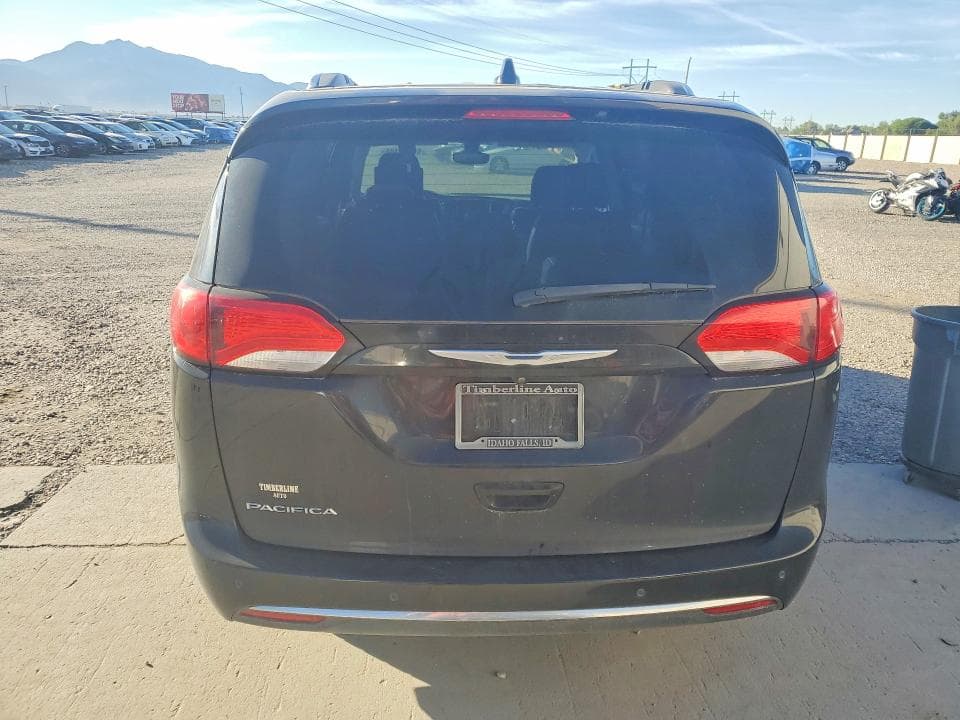 2017 CHRYSLER PACIFICA TOURING L PLUS 6