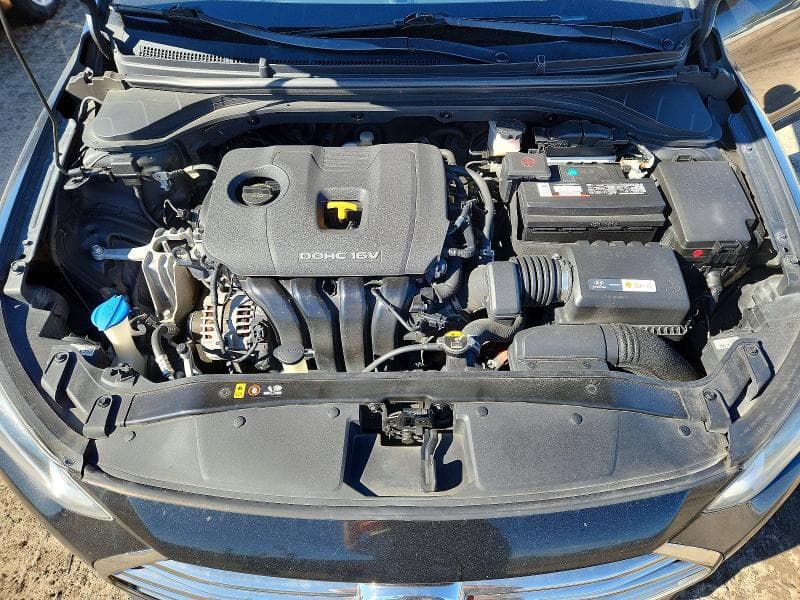 2017 HYUNDAI ELANTRA SE 11