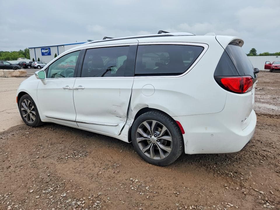 2017 CHRYSLER PACIFICA LIMITED 2