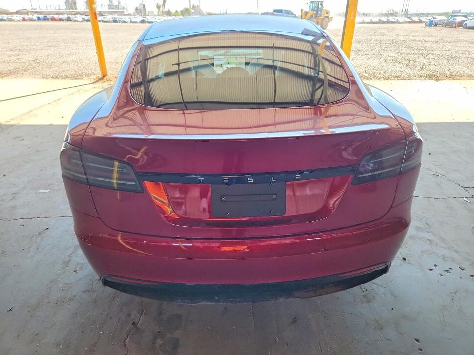 2024 TESLA MODEL S 6