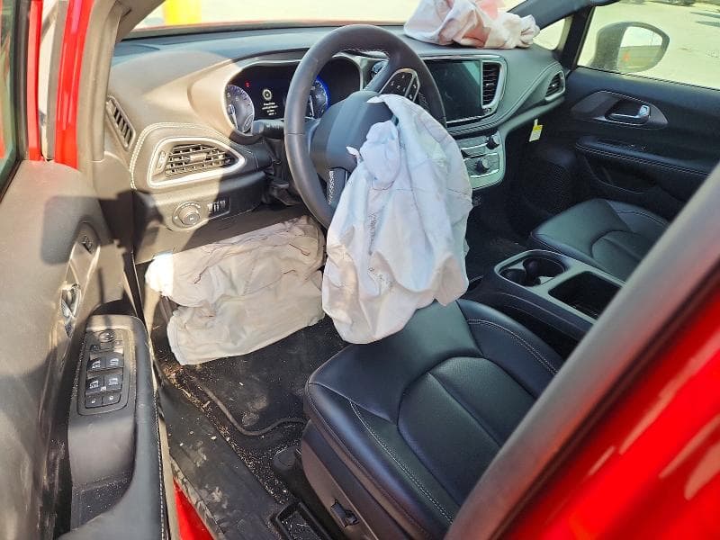 2025 CHRYSLER PACIFICA SELECT 8