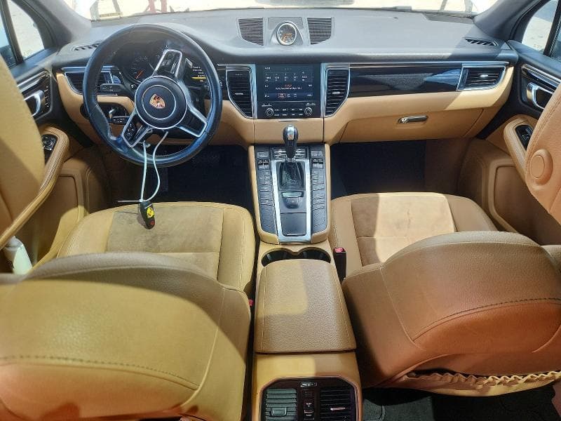 2017 PORSCHE MACAN 8