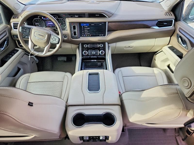 2021 GMC YUKON DENALI 8
