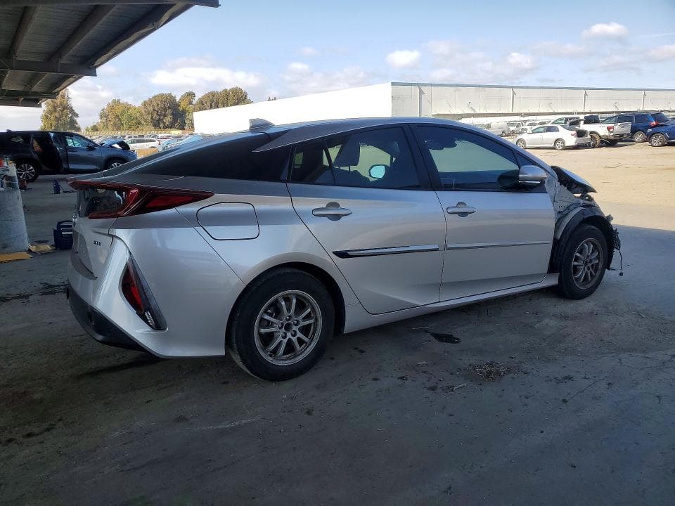 2022 TOYOTA PRIUS PRIME XLE 3