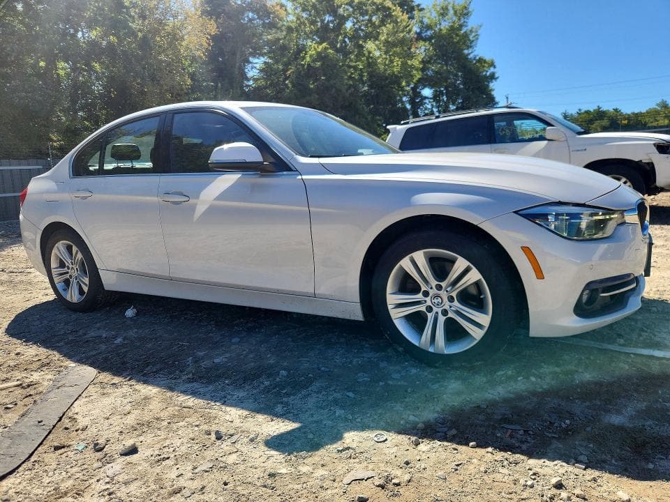 2018 BMW 330 XI 4