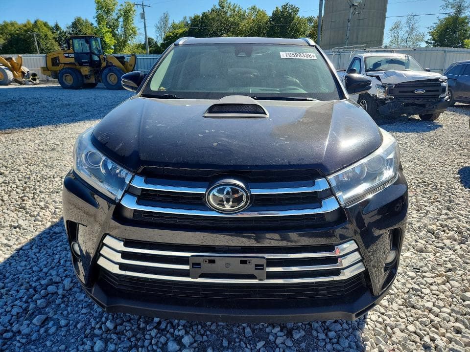 2017 TOYOTA HIGHLANDER LIMITED 5