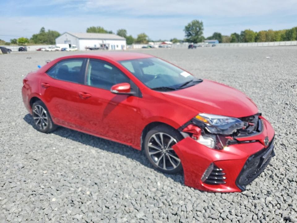 2017 TOYOTA COROLLA SE 4