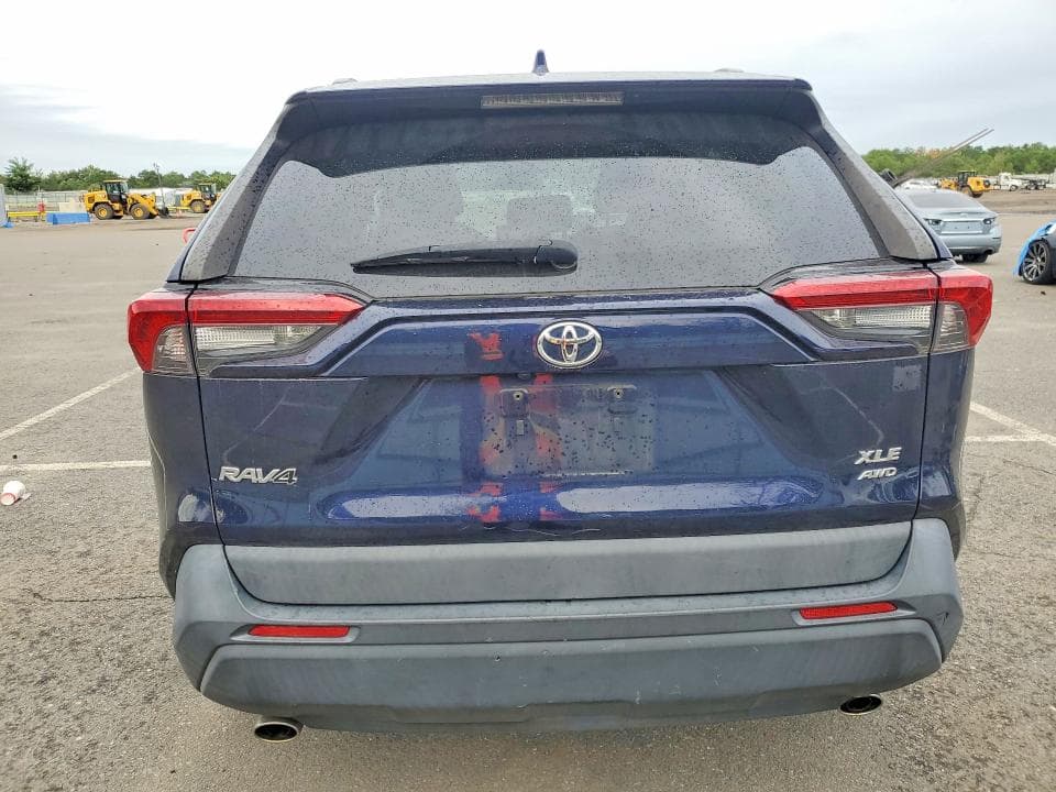 2019 TOYOTA RAV4 XLE PREMIUM 6