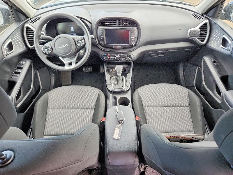 2025 KIA SOUL LX 8
