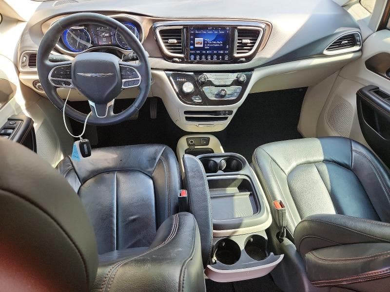 2017 CHRYSLER PACIFICA TOURING L 8