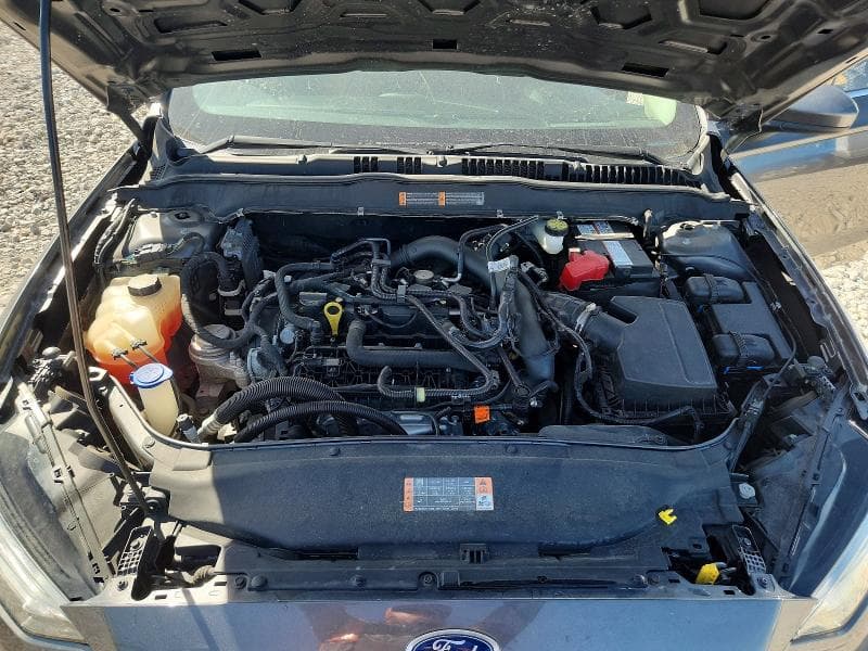 2020 FORD FUSION SE 11