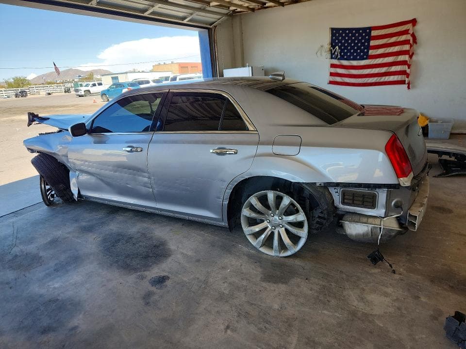 2018 CHRYSLER 300 LIMITED 2
