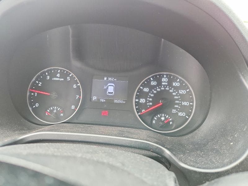 2021 KIA SELTOS S 9