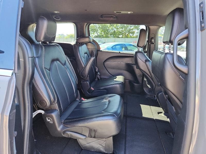 2025 CHRYSLER PACIFICA SELECT 11