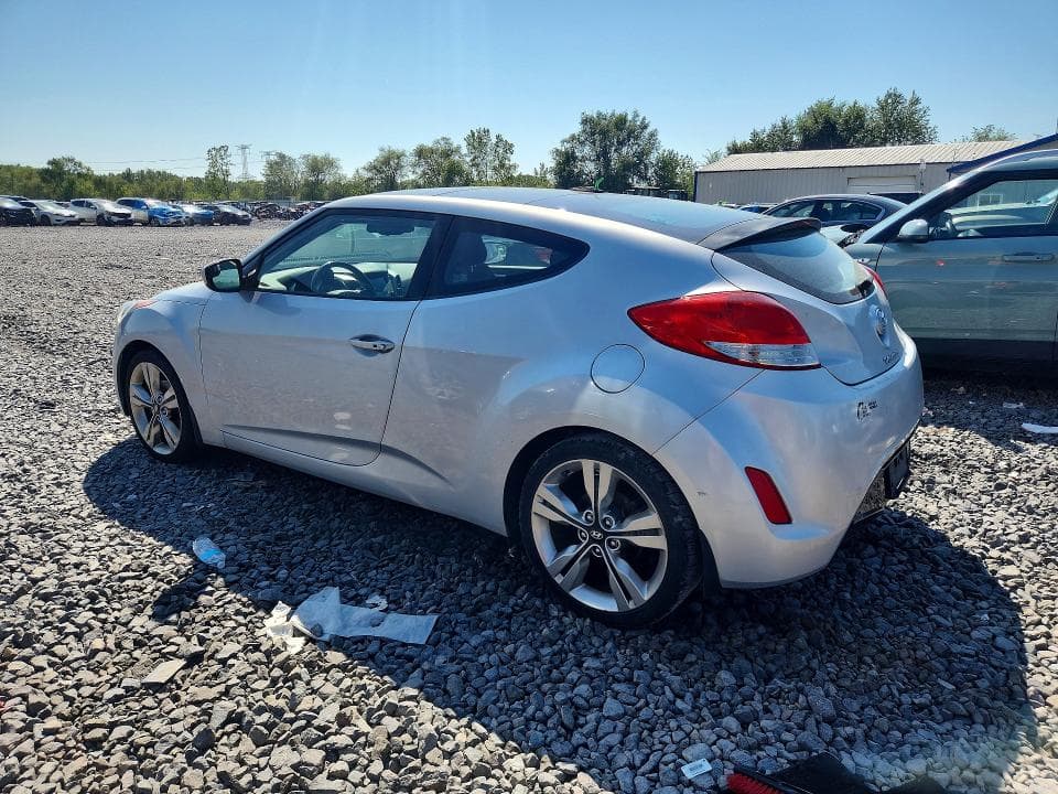 2017 HYUNDAI VELOSTER VALUE EDITION 2