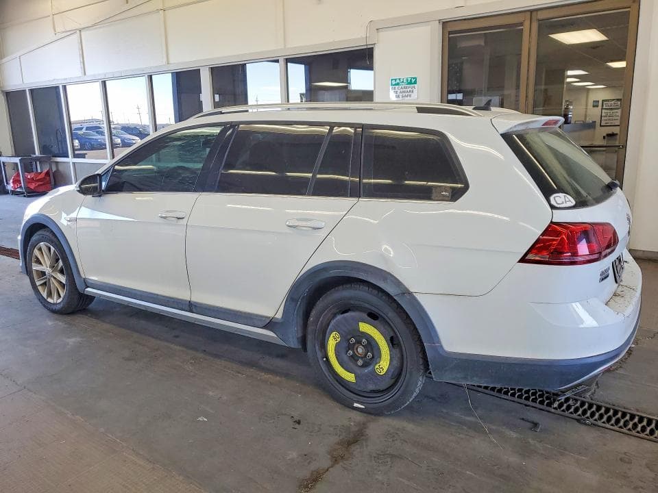 2017 VOLKSWAGEN GOLF ALLTRACK S 2