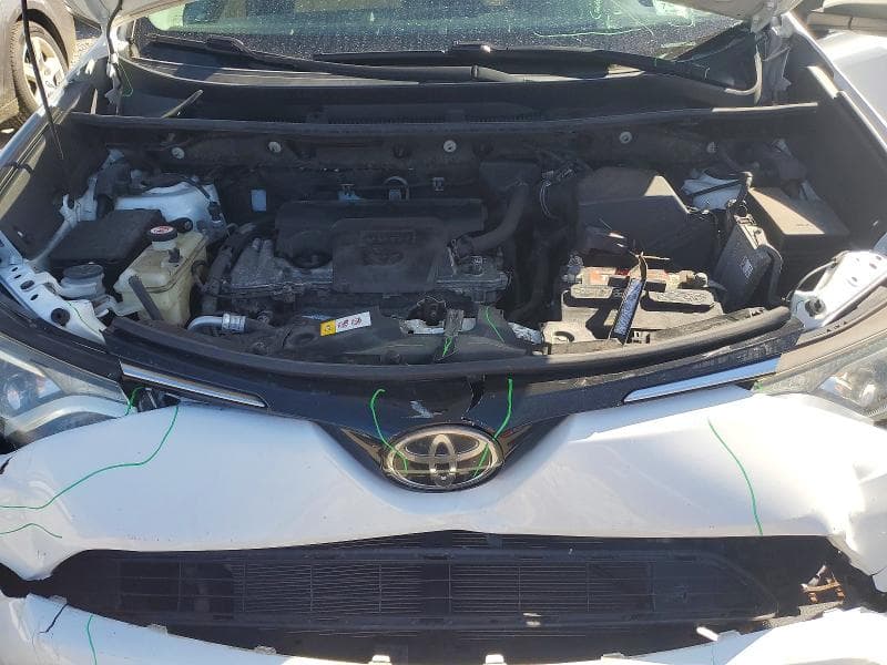 2017 TOYOTA RAV4 XLE 12