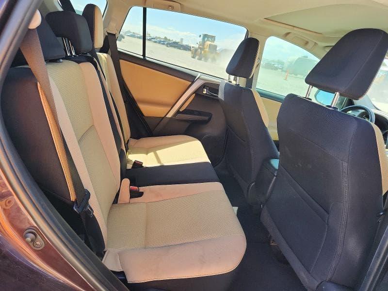 2018 TOYOTA RAV4 XLE 11