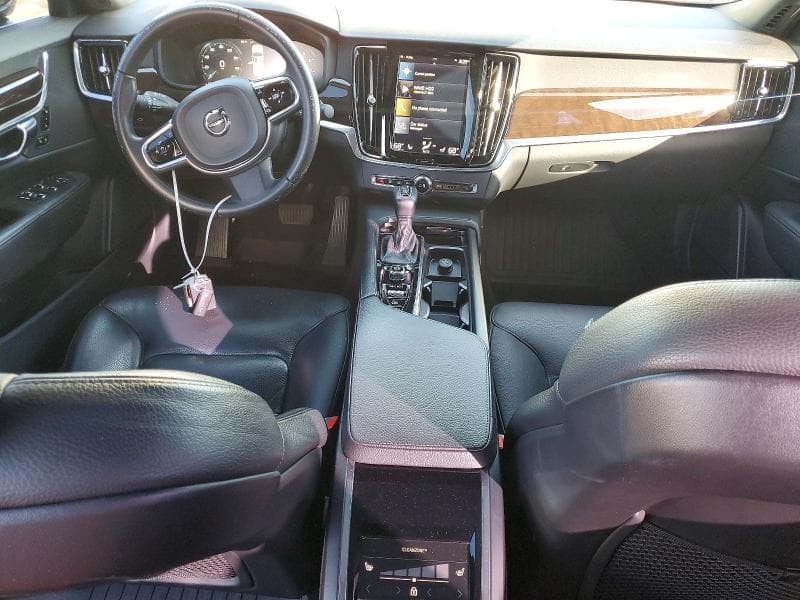 2020 VOLVO S90 T6 MOMENTUM 8