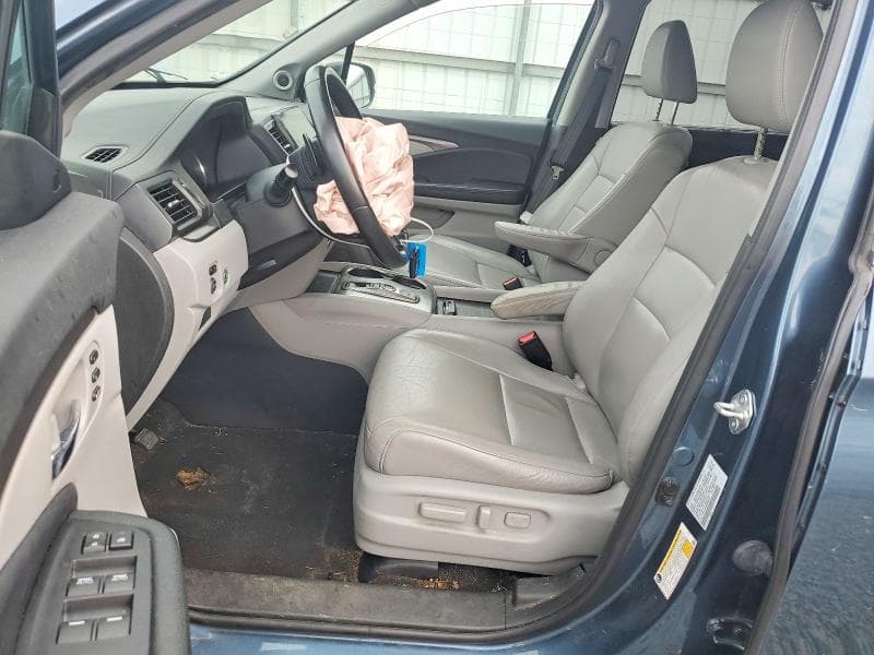 2021 HONDA PILOT SE 7