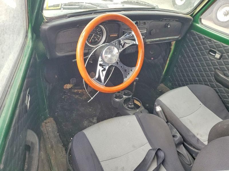 1973 VOLKSWAGEN SUPER BEETLE 8