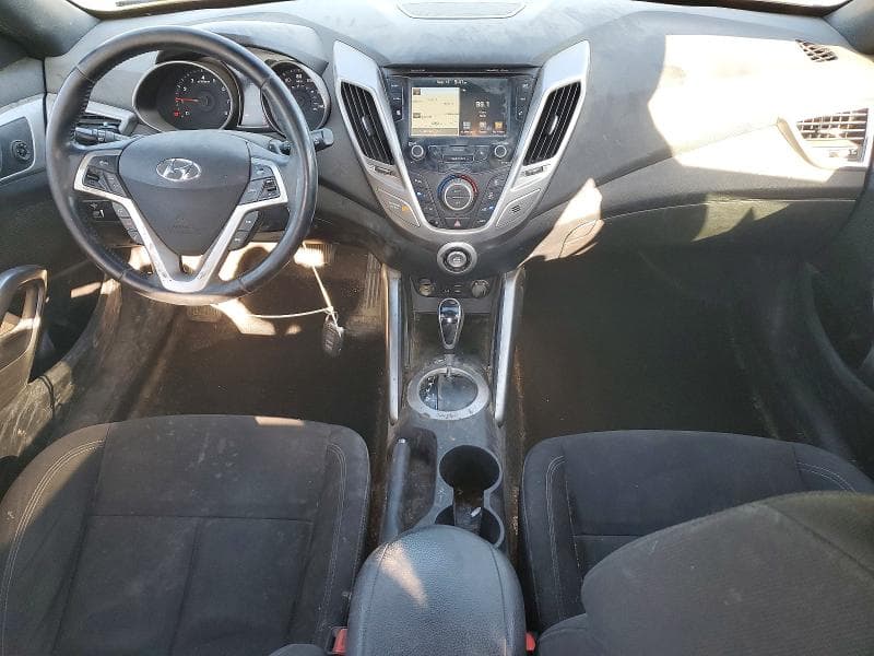 2017 HYUNDAI VELOSTER VALUE EDITION 8