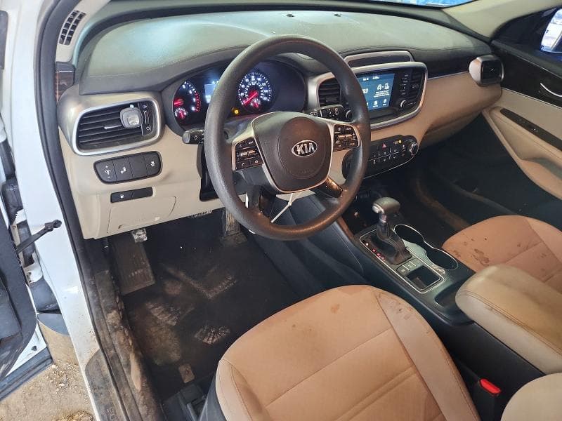 2019 KIA SORENTO LX 8