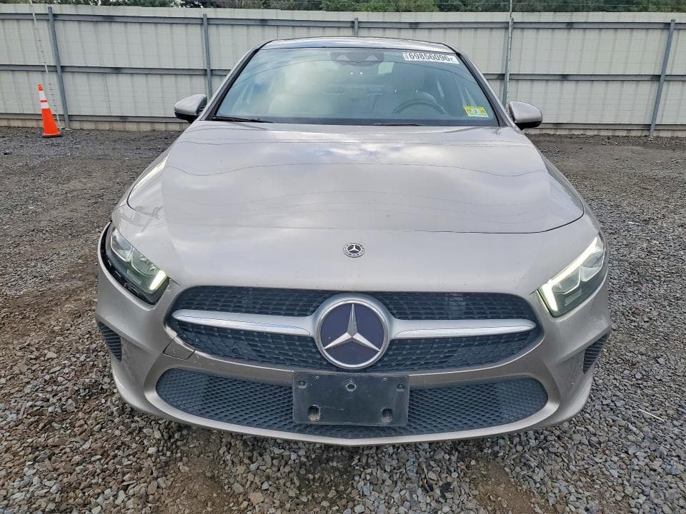 2019 MERCEDES-BENZ A 220 4MATIC 5