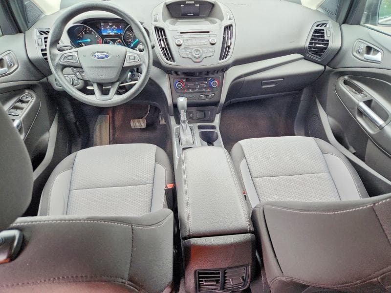 2017 FORD ESCAPE SE 8