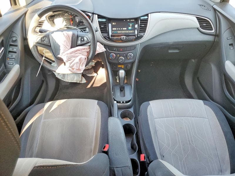2017 CHEVROLET TRAX 1LT 8