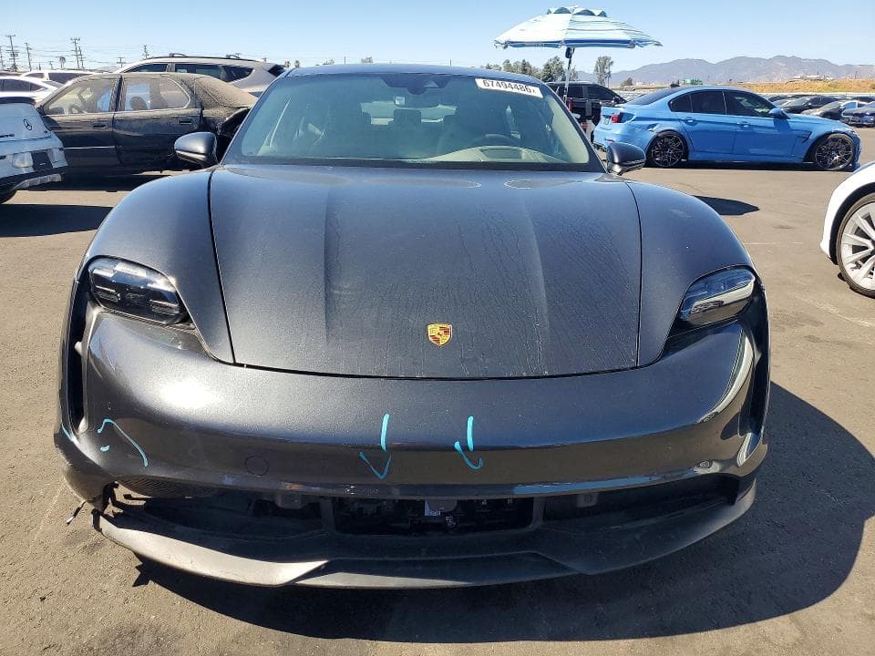 2021 PORSCHE TAYCAN 5