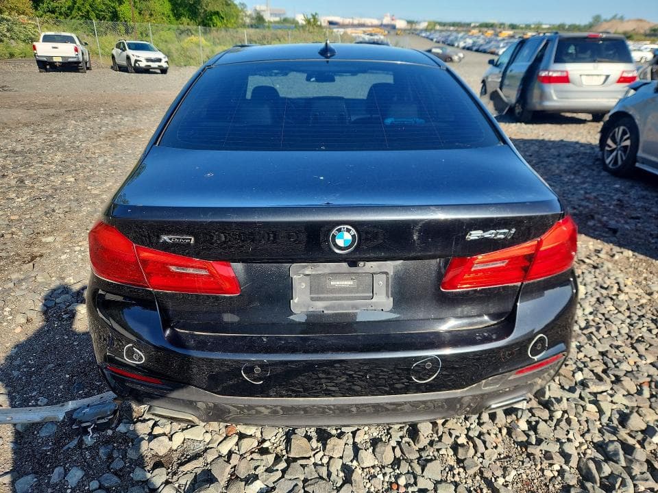 2019 BMW 540 XI 6