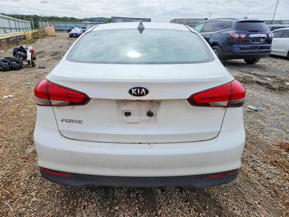 2018 KIA FORTE LX 6