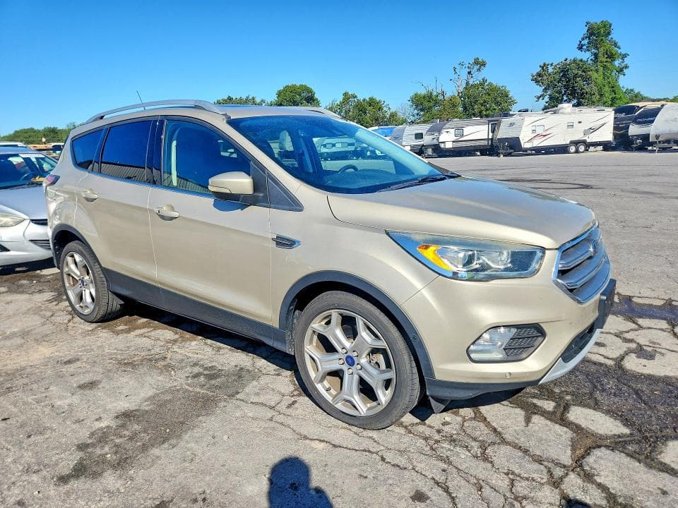 2017 FORD ESCAPE TITANIUM 4