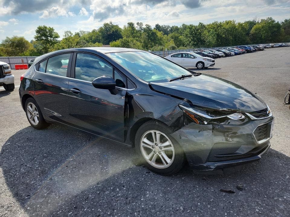 2017 CHEVROLET CRUZE LT 4