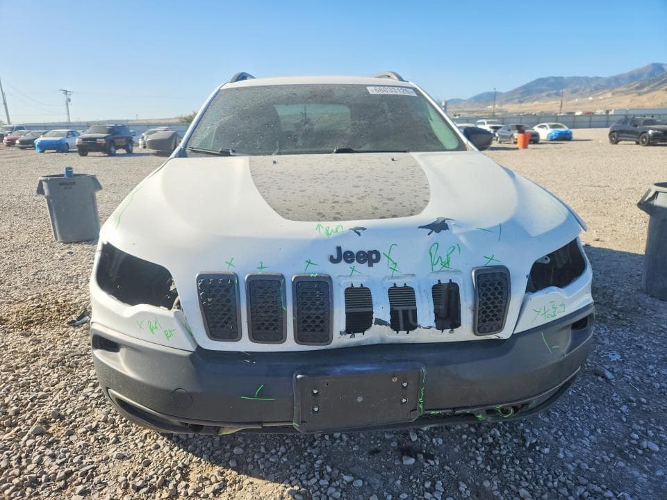 2019 JEEP CHEROKEE TRAILHAWK 5