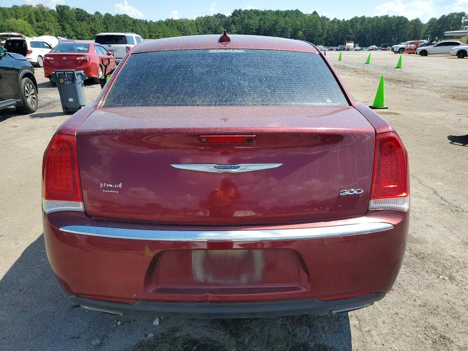 2018 CHRYSLER 300 LIMITED 6