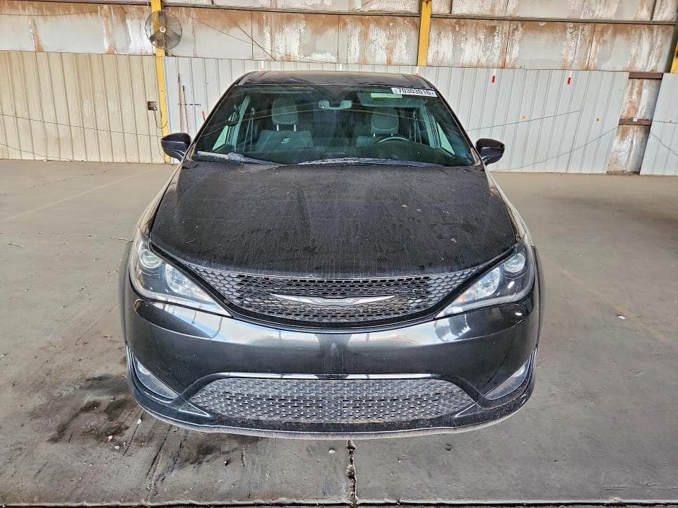 2020 CHRYSLER PACIFICA TOURING 5
