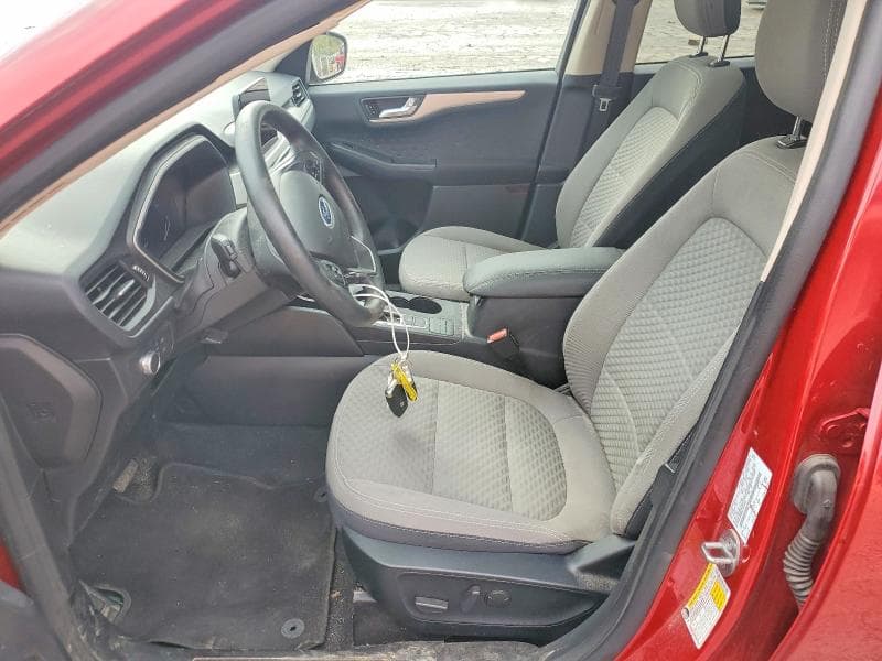 2020 FORD ESCAPE SE 7