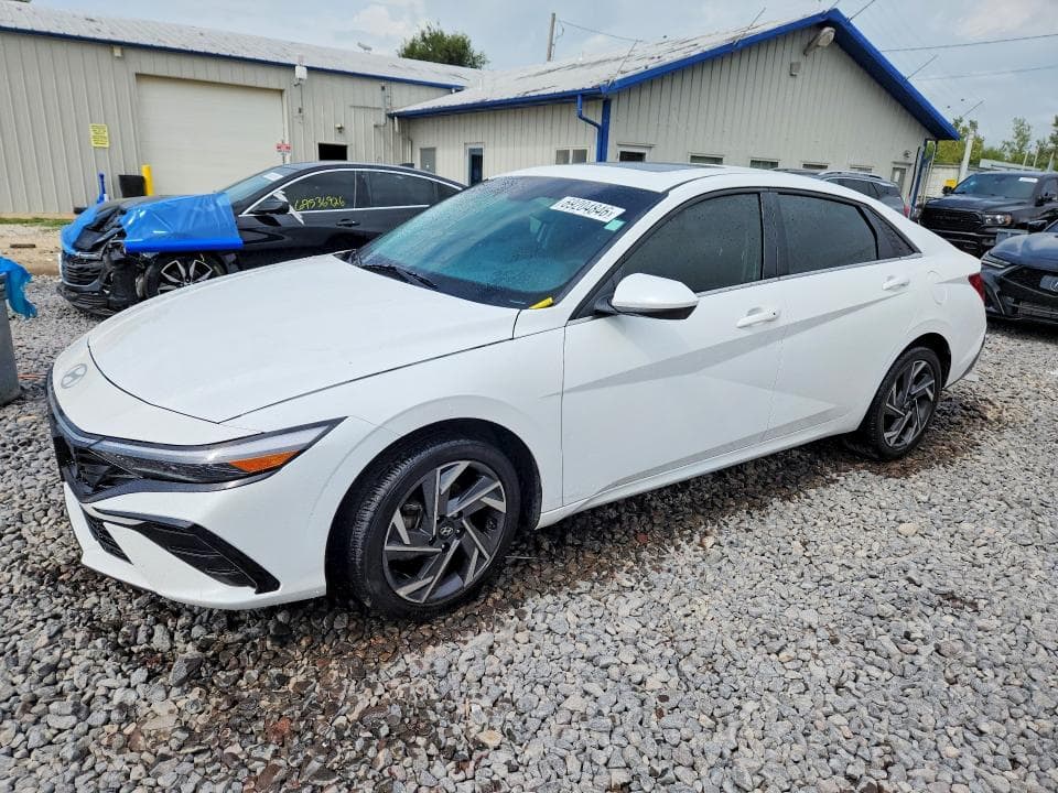 2024 HYUNDAI ELANTRA SEL - 1
